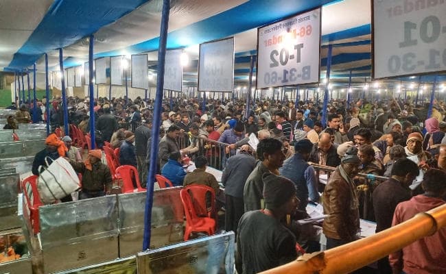 EVM लूटने की नक्सलियों की साजिश नाकाम, झारखंड विधानसभा चुनाव के दूसरे चरण में 64.84 प्रतिशत मतदान