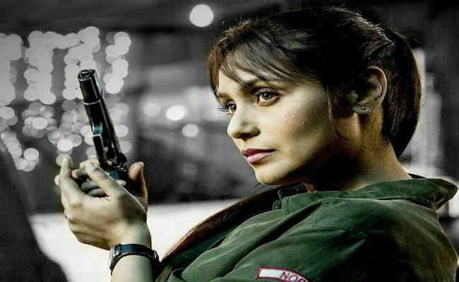 अविश्वसनीय नायकों पर नहीं बल्कि असली महिला पुलिस पर आधारित है “मर्दानी”: रानी मुखर्जी