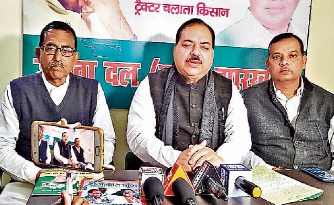 जदयू नेता सह पूर्व केंद्रीय मंत्री अशरफ अली ने कहा, झारखंड में बिहार जैसा विकास जरूरी केंद्र में भी लागू हो रही हमारी योजनाएं