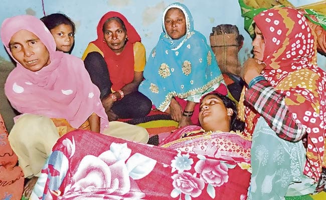 मुबारक के घर में मातम : दो बेटों ने पिता को दिया था भरोसा, अगली बार आऊंगा तो बहन का करूंगा निकाह