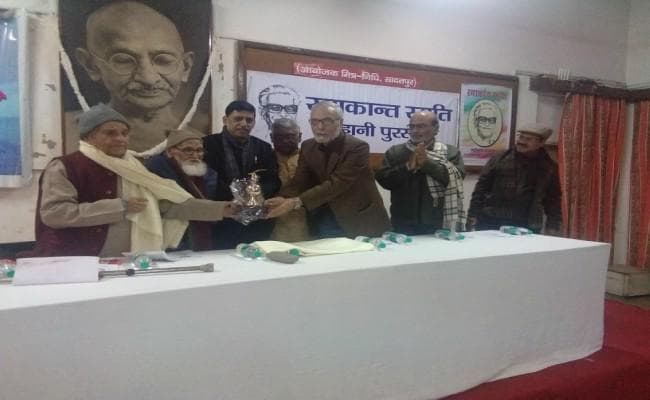 राकेश तिवारी को मिला रमाकांत स्मृति कहानी पुरस्कार, कहा कहानी का बदलना अनिवार्य