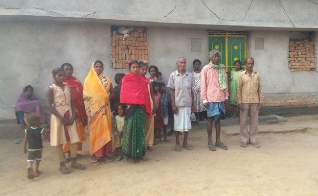 गोमिया के नाबालिग की मुंबई के एक होटल में करंट से मौत, गांव में पसरा मातम