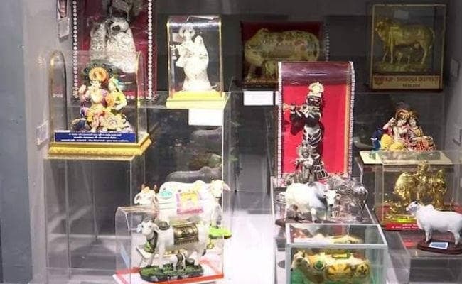 PM मोदी को मिले उपहारों की नीलामी से मिले 15 करोड़ रुपये