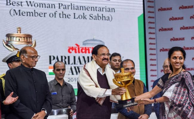 सुप्रिया सुले और बिहार की कहकशां परवीन को उत्कृष्ट महिला सांसद का सम्मान