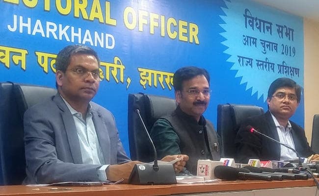 8 जिलों की 17 विधानसभा सीटों के लिए मतदान कल, 7016 मतदान केंद्रों पर 56,18,267 लोग करेंगे वोट