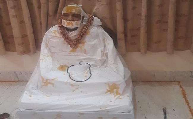 तपस्वी सुरजमल दुगड़ के लगातार 62 दिन निराहार रहने के बाद संथारा तप संपन्न