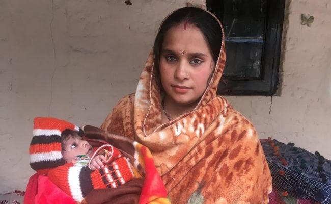 #CitizenshipBill2019: पाकिस्तानी हिंदू शरणार्थी महिला ने दो दिन की बेटी का नाम रखा ''नागरिकता''