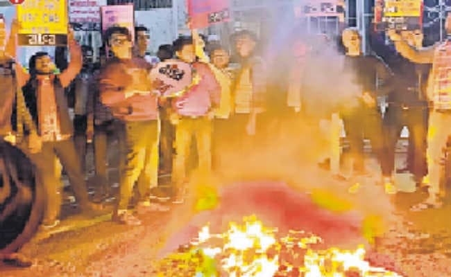 सीएबी बिल के विरोध में प्रतिरोध मार्च