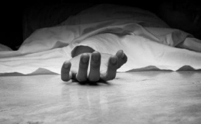 पत्नी के दशकर्म के विधि-विधान में शामिल होने गये पति की सदमे में मौत