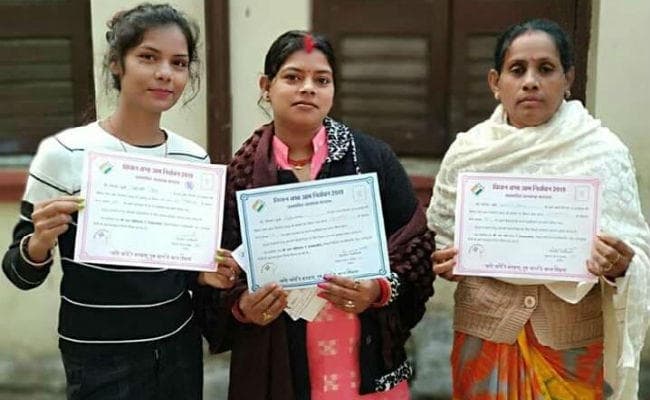 झारखंड विधानसभा चुनाव : तीसरे चरण में 17 सीटों के लिए 62.68 प्रतिशत मतदान, सबसे कम रांची में