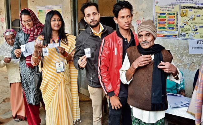 रांची विधानसभा क्षेत्र : सुस्त रही मतदान की रफ्तार, वोट देने घरों से कम निकले मतदाता