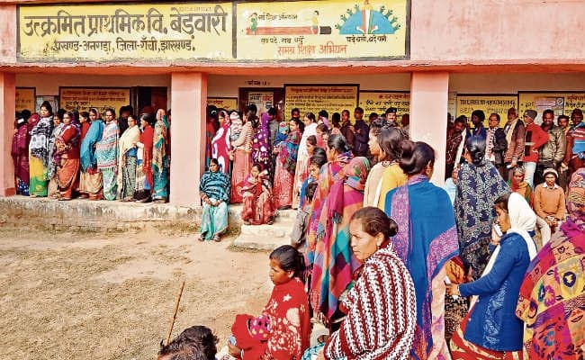 झारखंड विधानसभा चुनाव 2019 : उत्साहित दिखे ग्रामीण क्षेत्र के वोटर