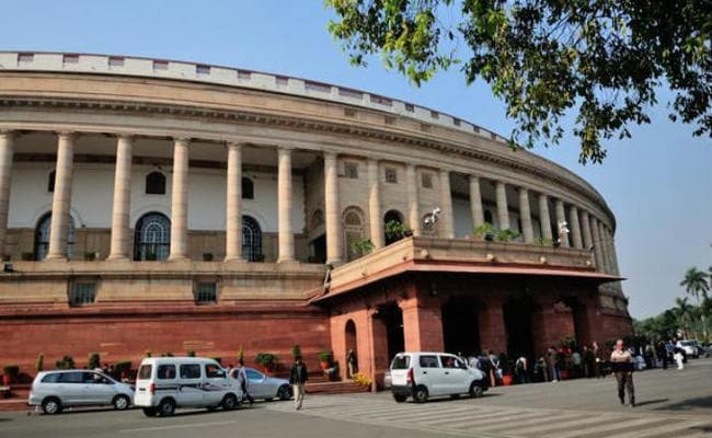 शीतकालीन सत्र: लोकसभा में 115 प्रतिशत हुआ कामकाज, 14 विधेयक हुए पारित