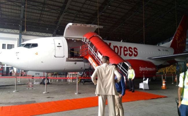 Spicejet ने बोइंग 737 के तीन कार्गो एयरक्राफ्ट को उड़ान सेवाओं से किया Out