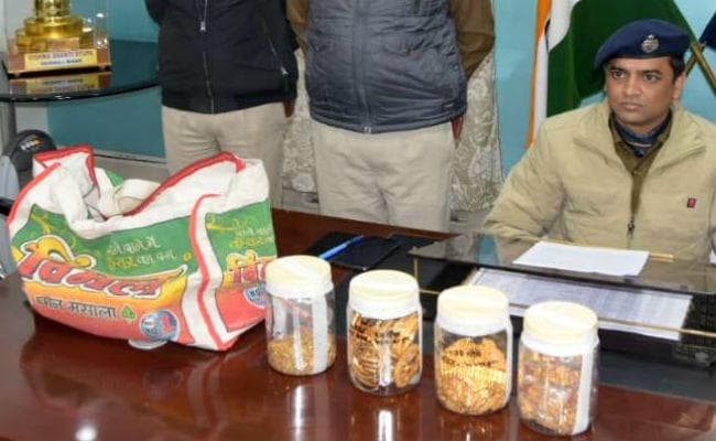 मुथूट फाइनेंस सोना लूटकांड मामले में तीन किलो 92 ग्राम सोना के साथ मास्टरमाइंड का शागिर्द गिरफ्तार