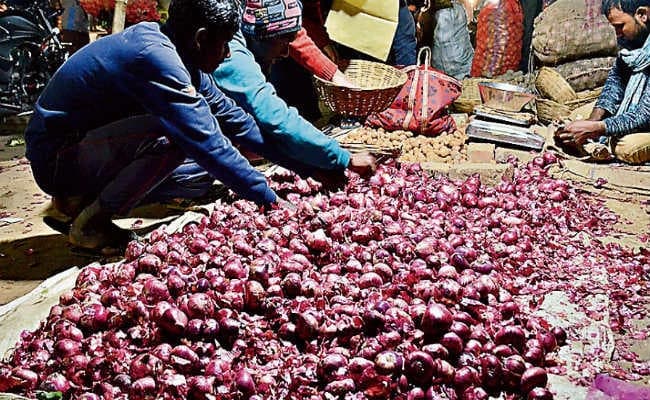 रांची : थोक में 85 व खुदरा में 100 रुपये किलो मिल रहा प्याज