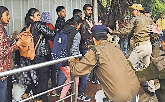 पटना : गैंगरेप के दो आरोपितों का सरेंडर, दो फरार