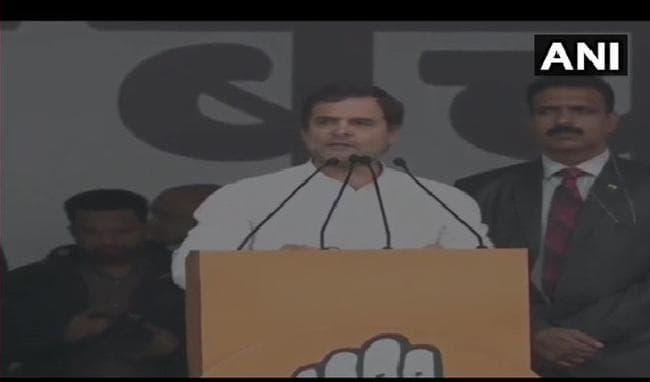 भारत बचाओ रैली में बोले राहुल, मेरा नाम सावरकर नहीं, गांधी है, माफी नहीं मानूंगा.