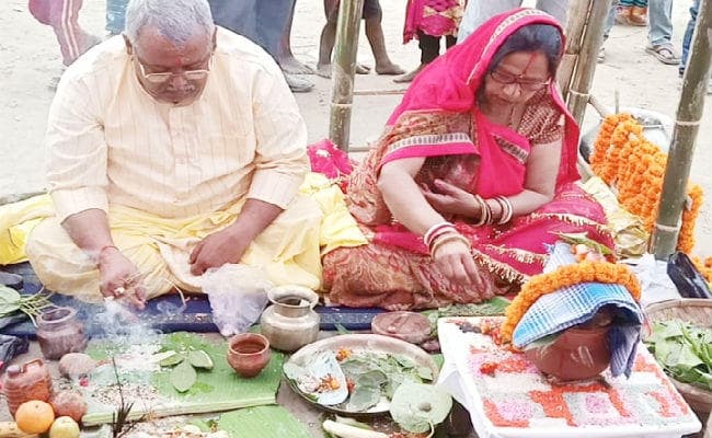 गांव में अनहोनी की आशंका के मद्देनजर वरुण देव से कराया गया विवाह, ...जानें क्या है मामला?