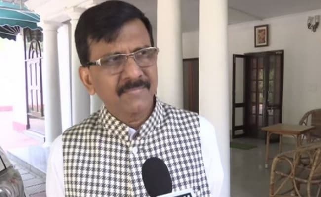 सावरकर पर राहुल के तंज से भड़की शिवसेना, बताया राष्‍ट्रीय आदर्श