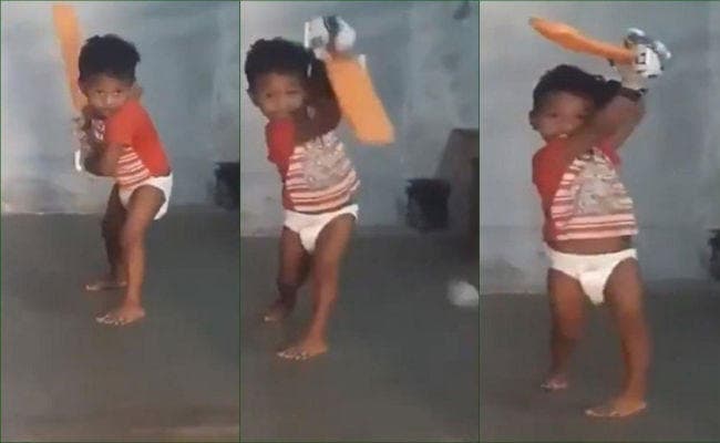 Viral Video: डायपर में क्रिकेटर, पीटरसन ने विराट से पूछा- टीम में लोगे? मिला यह जवाब...