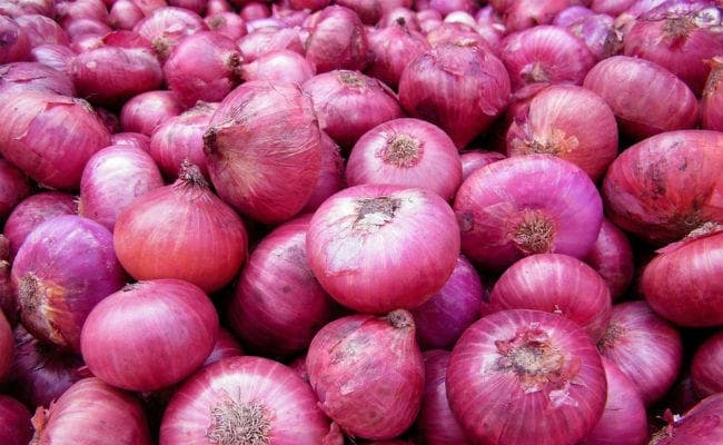 हैदराबाद में महिला के ठेले से 15-20 किलो प्याज चोरी