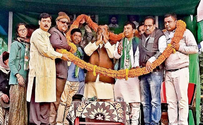 आदिवासी को कमजोर करना चाहती है भाजपा : शिबू सोरेन