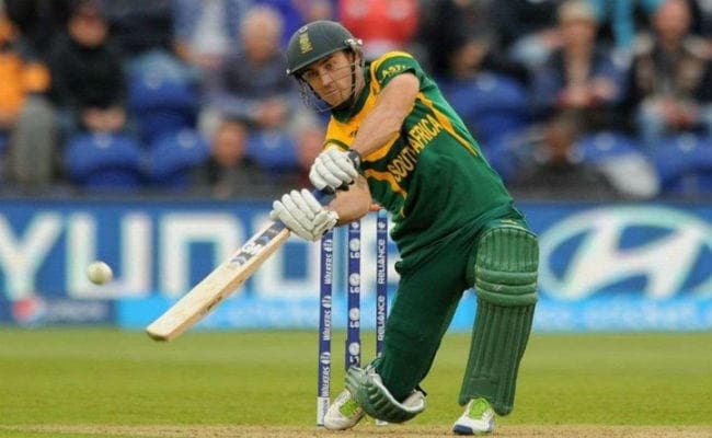 टी20 वर्ल्‍ड से पहले डिविलियर्स को संन्यास से वापसी के लिए मनाएंगे मार्क बाउचर