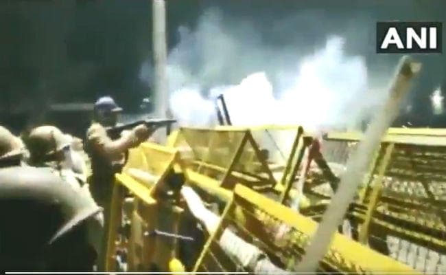 नागरिकता पर अब AMU में भी बवाल, विश्वविद्यालय अनिश्चितकाल के लिए बंद