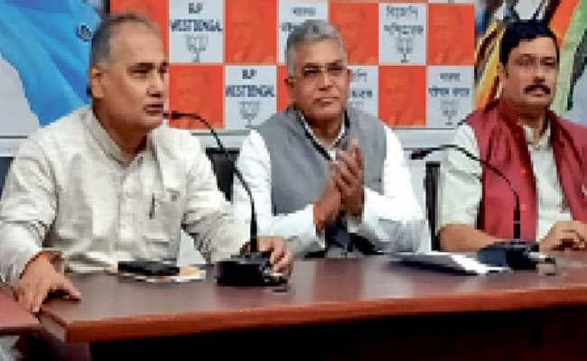 मुख्यमंत्री कर रहीं संविधान का उल्लंघन : दिलीप घोष