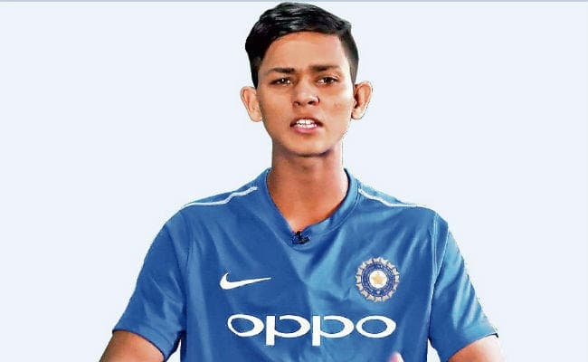 IPL नीलामी : 48 वर्षीय प्रवीण तांबे होंगे सबसे उम्रदराज क्रिकेटर, यशस्वी जायसवाल पर निगाहें