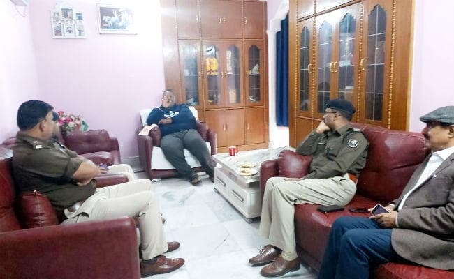 बिहार बंद के समर्थन में प्रदर्शन को लेकर पप्पू यादव के आवास पर पहुंचे मजिस्ट्रेट और पुलिस, ट्वीट कर कहा...