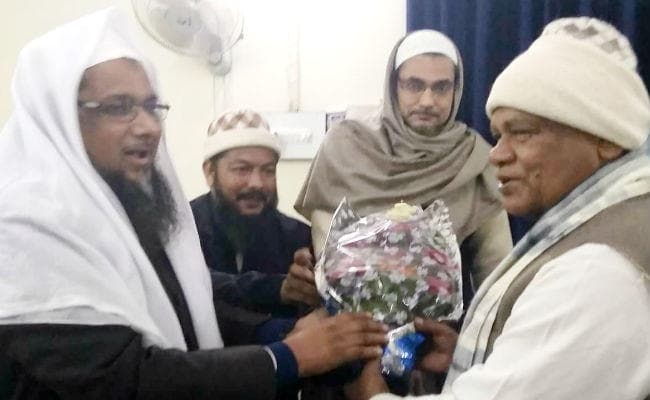 CAA और NRC के विरोध में बिहार बंद में समर्थन को लेकर इमारत शरिया पहुंचे पूर्व मुख्यमंत्री जीतन राम मांझी, बोले…