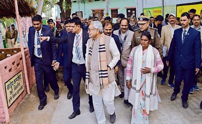 गया में कैबिनेट की बैठक : 29 प्रस्तावों को मिली मंजूरी, शराबबंदी के मामलों की सुनवाई को बनेंगे 74 कोर्ट