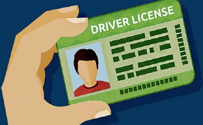 पटना : बार कोड नहीं मिलने से आठ हजार डीएल फंसे