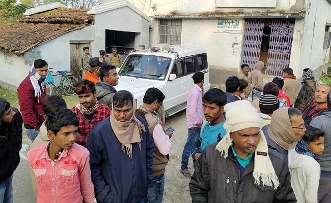 मुजफ्फरपुर : उत्तर बिहार ग्रामीण बैंक से 12. 61 लाख की लूट, 13 मिनट में वारदात को दिया अंजाम