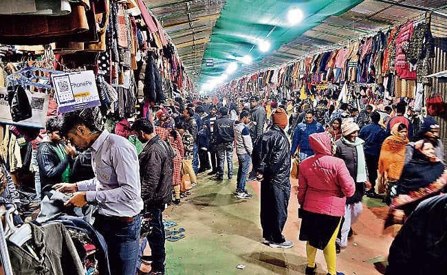 भागलपुर में इस बार हो सकता है एक अरब से अधिक ऊनी कपड़ों का कारोबार, कई बाहरी राज्यों से आते हैं कपड़े