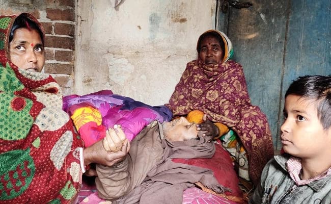 बोरियो में मतदाता की मौत : संथाल परगना में मतदान करके बूथ से बाहर आये बुजुर्ग के निकल गये प्राण