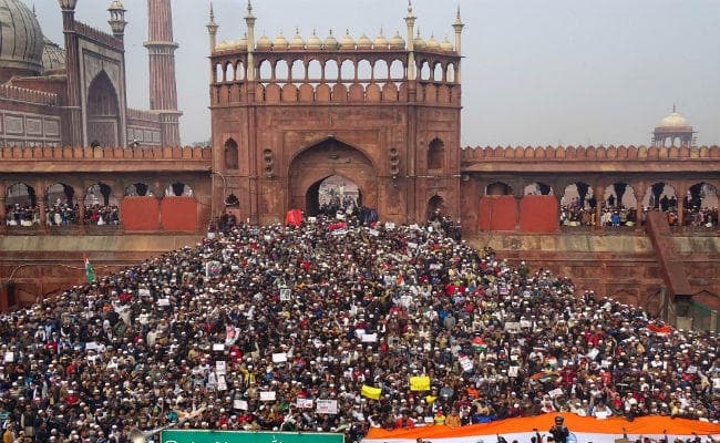 CAA विरोध : कई राज्यों में अलर्ट, जामा मस्जिद के पास व्यापक प्रदर्शन; भीम आर्मी चीफ हिरासत में