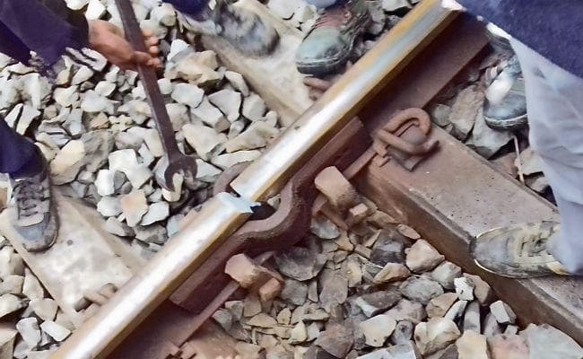 सहरसा :बच्चे की सूझबूझ से दुर्घटनाग्रस्त होने से बची मेमो पैसेंजर ट्रेन