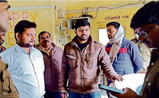 बक्सर : ग्रामीण बैंक से 11.38 लाख लूटे