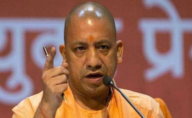 CAA protest : पुलिस ने पत्रकार को लिया हिरासत में, सीएम योगी ने किया ये काम
