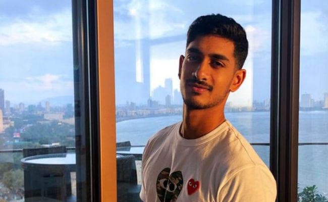 कुमार मंगलम बिड़ला के बेटे आर्यमन ने छोड़ा क्रिकेट! सोशल मीडिया पर कही ये बात