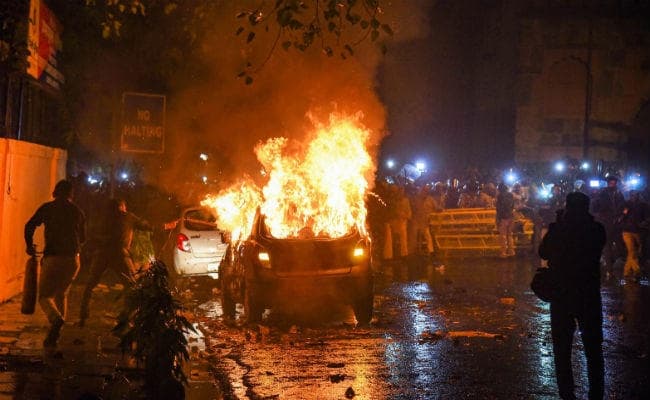 CAA विरोध : दरियागंज हिंसा में गिरफ्तार 15 लोग दो दिन की न्यायिक हिरासत में भेजे गये