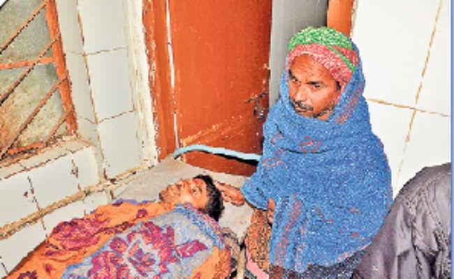 रिखिया में ट्रैक्टर से कुचलकर साइकिल सवार मजदूर की मौत