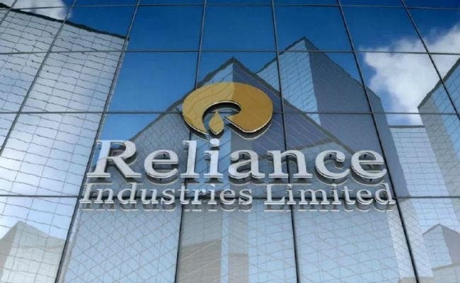 मध्‍यस्‍थता अदालत के 3.5 अरब डॉलर का बकाया चुकाने के फैसले को मानने से रिलायंस इंडस्ट्रीज का इंकार
