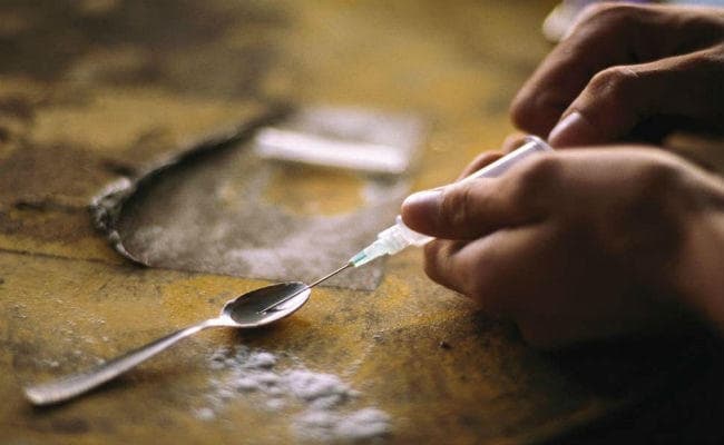 ड्रग्स तस्करी में अब महिलाओं का किया जा रहा इस्तेमाल