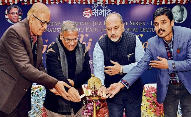 दरभंगा : विकास की दौड़ में विश्व विनाश के कगार पर : हरिवंश