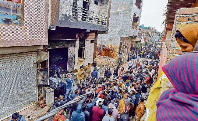 दिल्ली में आग : बिहार के नौ लोगों की मौत