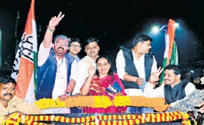 #JharkhandElection: 52 वर्ष बाद झरिया में कांग्रेस का वनवास खत्म, जेठानी ने देवरानी को दी पटखनी